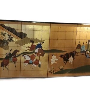 Elegant Gold Leaf Hand Painted Japanese Foldable Wall Art